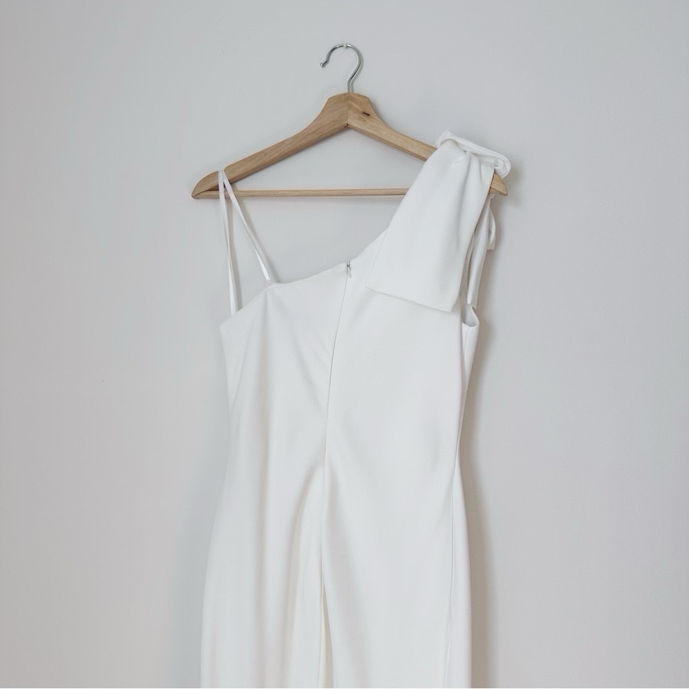 NEW Mac Duggal Women’s Leena White Bow-Shoulder Jersey Sheath Gown - Picture 10 of 16